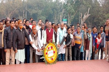 মিলু চেয়ারম্যান বহিষ্কারমুক্ত হয়ে মুজিবনগর স্মৃতিসৌধে ফুল দিলেন
