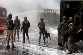 কাশ্মিরে নিরাপত্তা বাহিনীর গুলিতে নিহত ৪