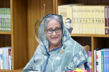 সাংবাদিকদের সতর্ক থাকার আহ্বান শেখ হাসিনার