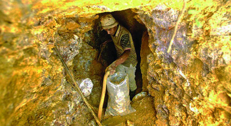 সৌদিতে ৩ লাখ ২৩ হাজার কেজি স্বর্ণের নতুন খনির সন্ধান লাভ