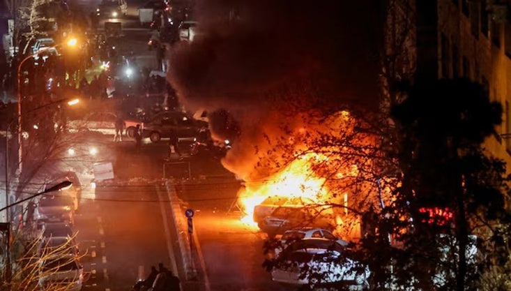 ইরানে বিক্ষোভে নিহত অন্তত ৫ হাজার, দাবি সরকারি কর্মকর্তার