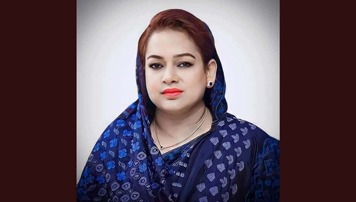 মেহেরপুরে সাবেক জনপ্রশাসন মন্ত্রী পত্নী মোনালিসাকে গ্রেফতারের নির্দেশ