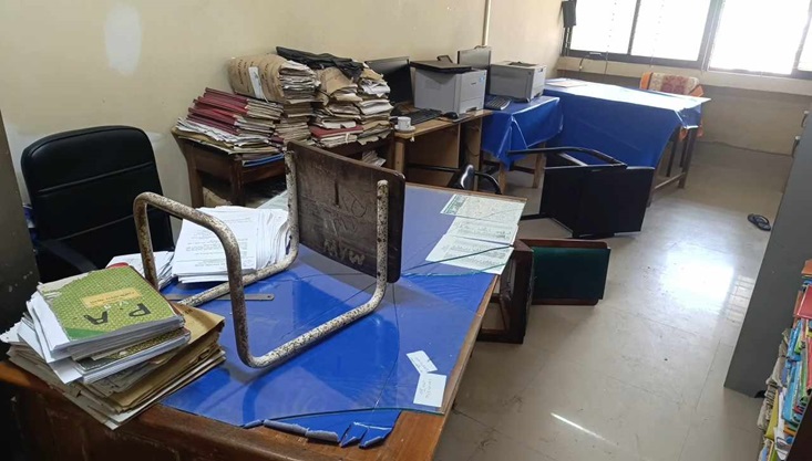 মেহেরপুর জেনারেল হাসপাতালে হামলা, ভাংচুর