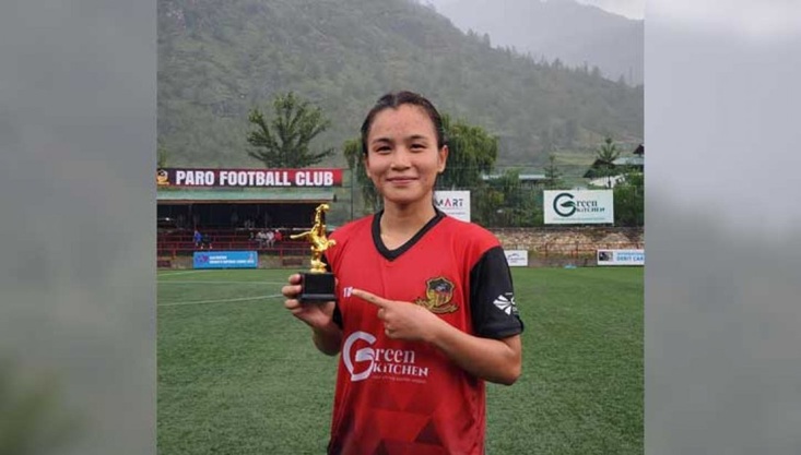 ভুটানে দলকে জিতিয়ে টানা দ্বিতীয়বার ম্যাচসেরা ঋতুপর্ণা