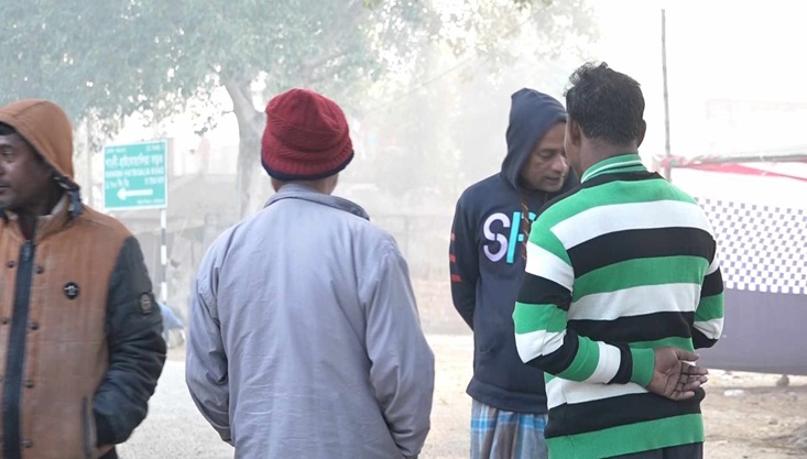 গাংনীতে কনকনে শীতে মানুষের জীবনযাত্রা বিপর্যয়ের মুখে